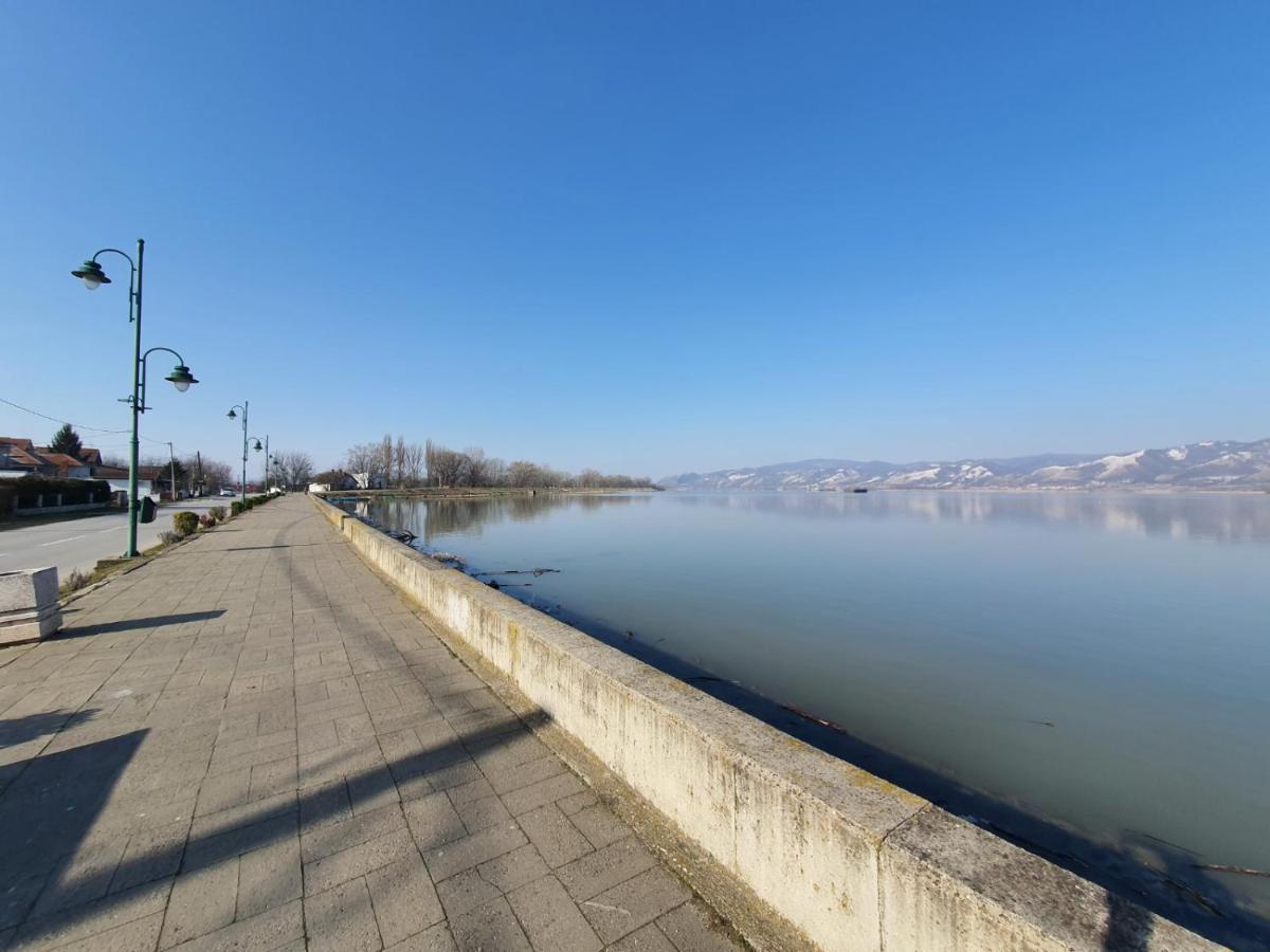 Appartamento Andjelka A26 Veliko Gradište Esterno foto
