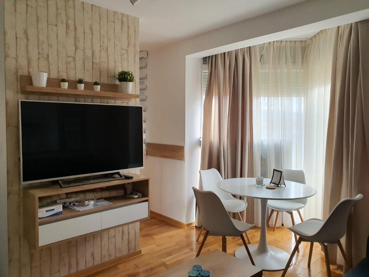 Appartamento Andjelka A26 Veliko Gradište Esterno foto