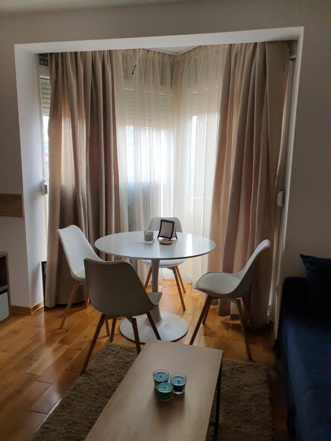 Appartamento Andjelka A26 Veliko Gradište Esterno foto